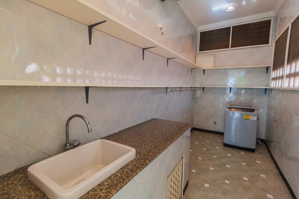 Jomtien Palace Pool Villa By Pattaya Sunny Rentals Ban Nong Tabaek Esterno foto