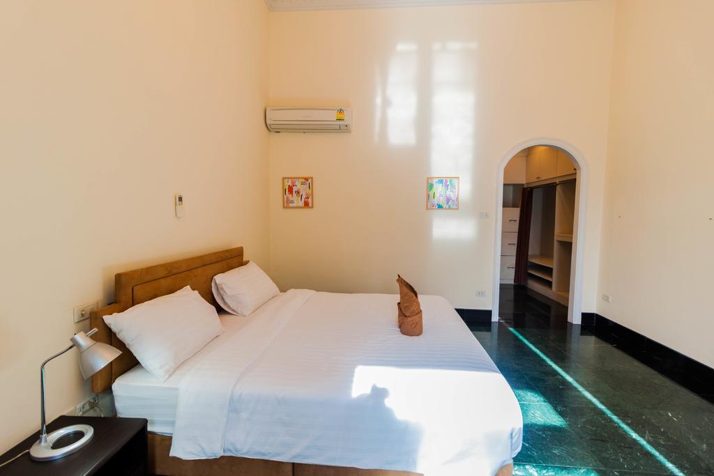 Jomtien Palace Pool Villa By Pattaya Sunny Rentals Ban Nong Tabaek Esterno foto